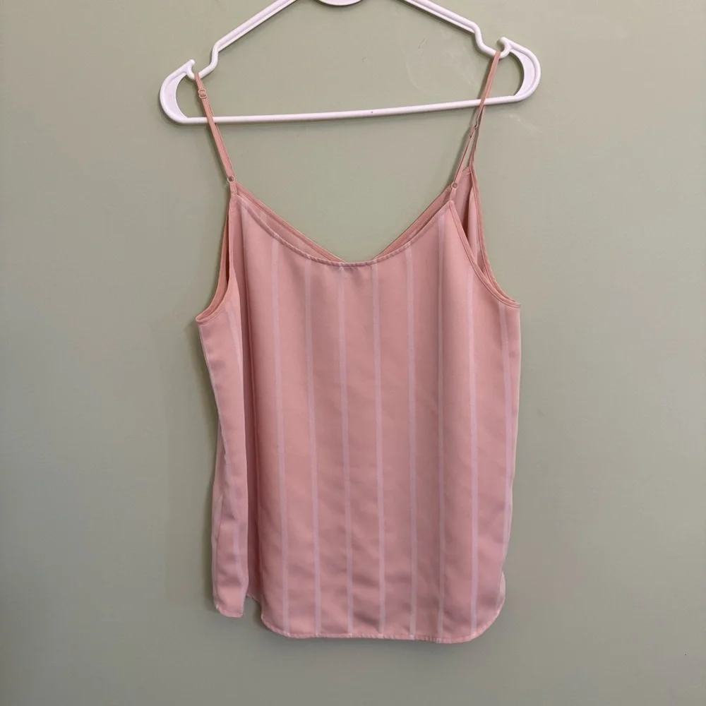 Aritiza Babaton Blush Camisole woman’s size Medium dressy layering